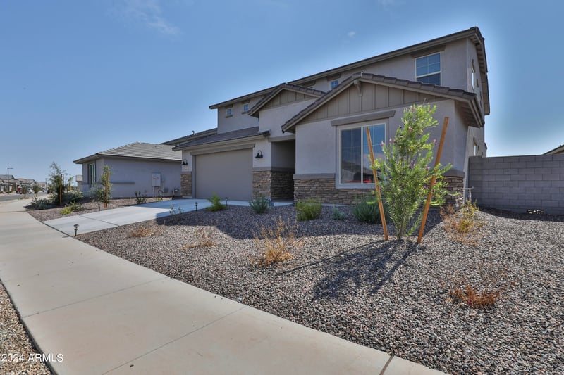 16873 Fetlock Trl, Surprise, AZ 85387