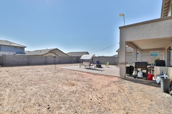 16873 Fetlock Trl, Surprise, AZ 85387
