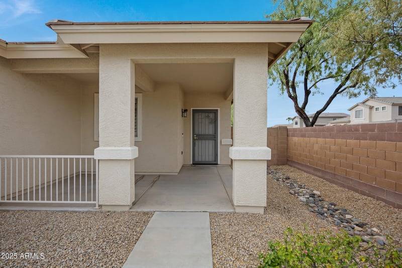 16875 Manchester Dr, Surprise, AZ 85374