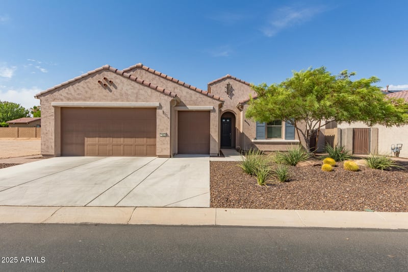 16878 Coronado Rd, Goodyear, AZ 85395