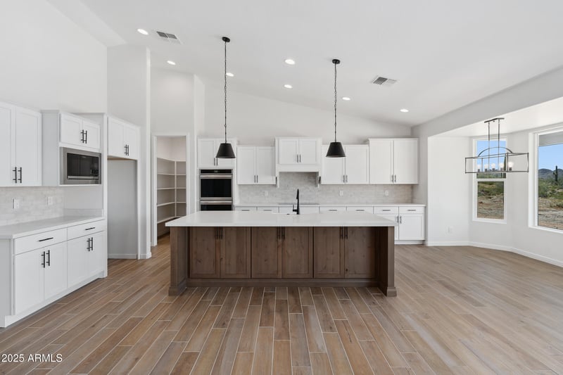 1688 Creek Canyon Rd, Phoenix, AZ 85086