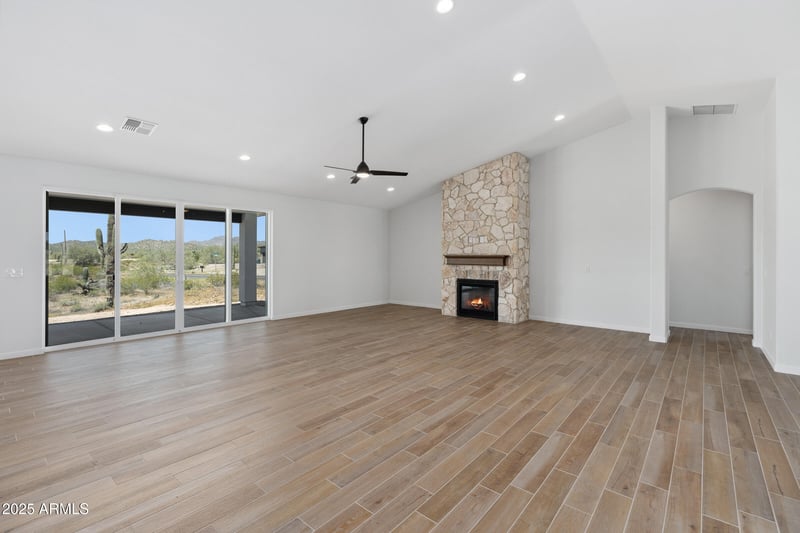 1688 Creek Canyon Rd, Phoenix, AZ 85086