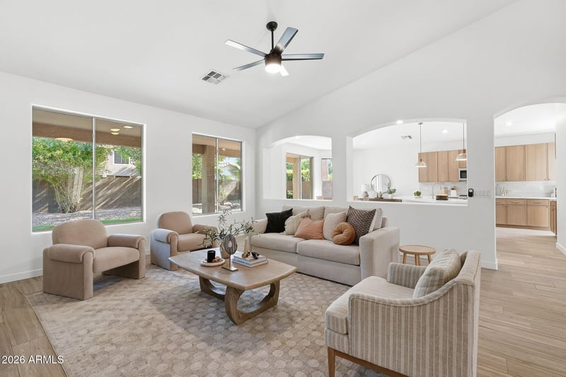 1689 E Iris Dr, Chandler, AZ 85286