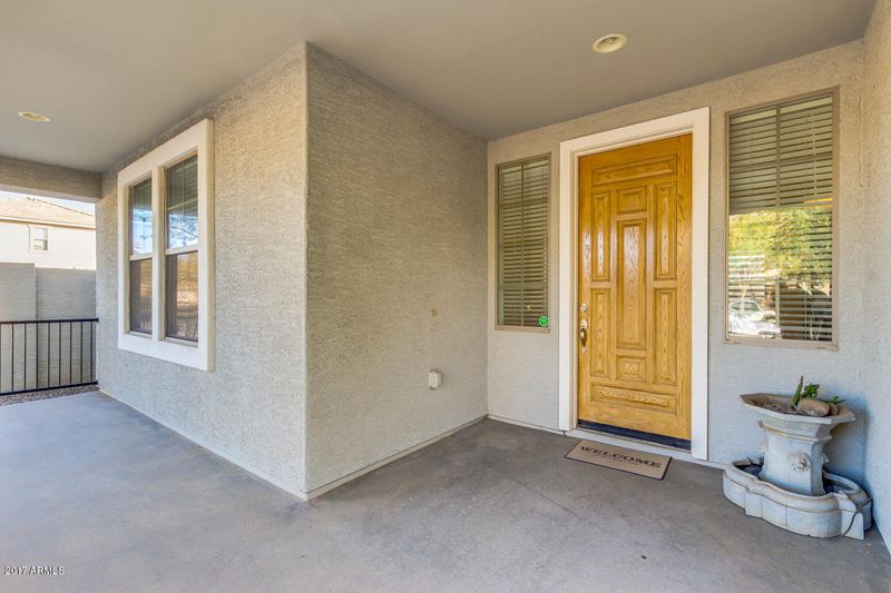 1689 S Constellation Way, Gilbert, AZ 85295