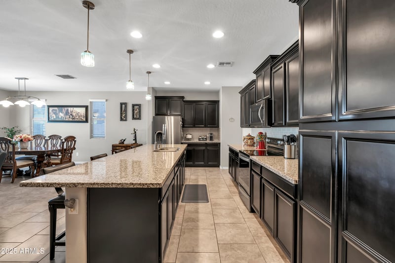 16894 Woodlands Ave, Goodyear, AZ 85338