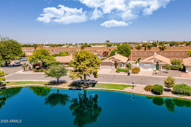 1690 Gunstock Loop, Chandler, AZ 85286