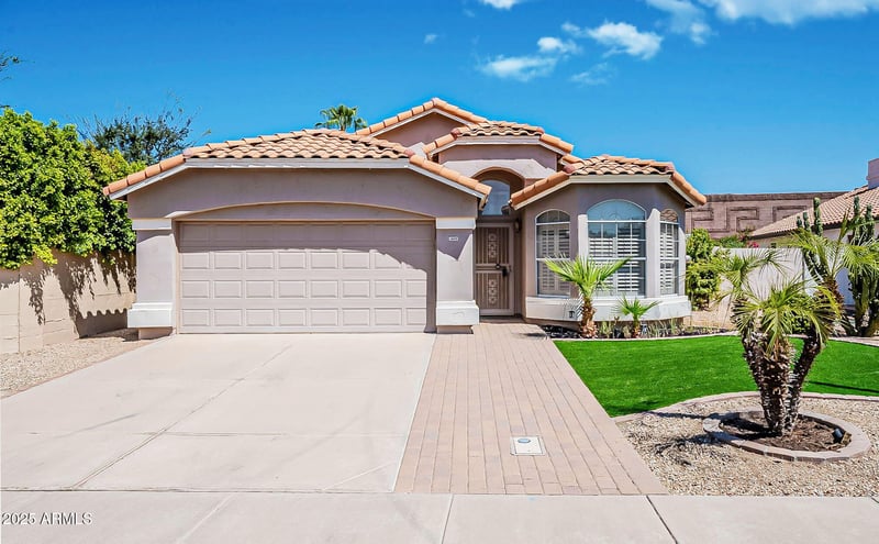1690 Gunstock Loop, Chandler, AZ 85286