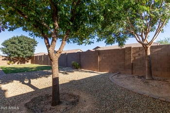 16901 Sand Hills Rd, Surprise, AZ 85387