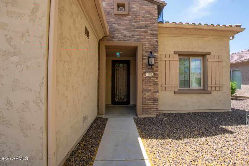 16913 Holly St, Goodyear, AZ 85395