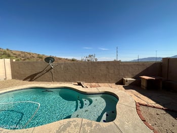 16914 Cedarwood Ln, Phoenix, AZ 85048
