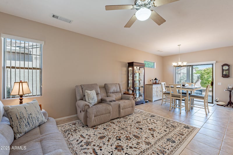 16916 Eureka Springs Dr, Surprise, AZ 85387