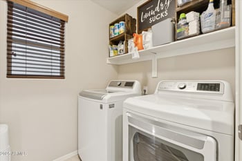 1692 Elgin St, Gilbert, AZ 85295