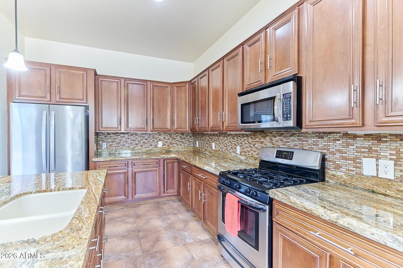 16920 W Hilton Ave, Goodyear, AZ 85338