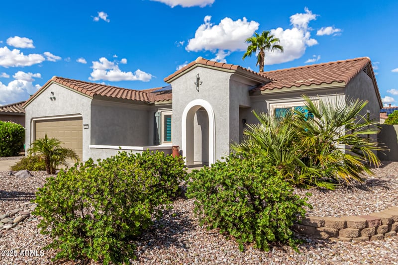 16928 Eureka Springs Dr, Surprise, AZ 85387
