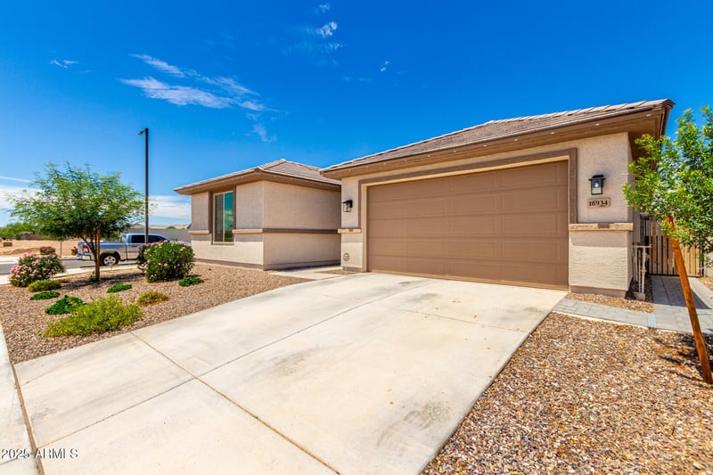 16934 Buckhorn Trl, Surprise, AZ 85387
