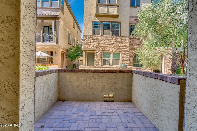 1694 E Hampton Ln, Gilbert, AZ 85295