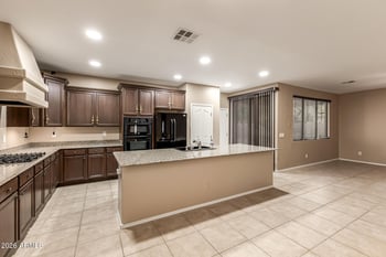 1694 Rochester Dr, Gilbert, AZ 85295