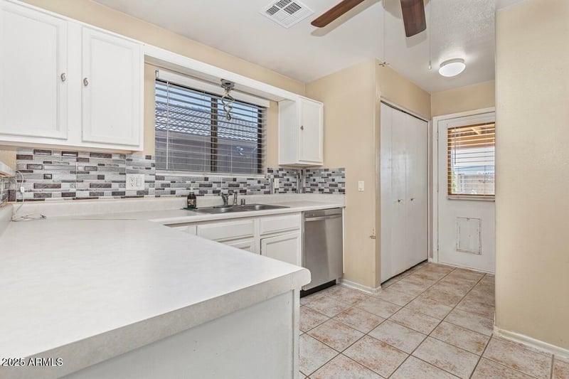 16940 Briarwood Dr, Surprise, AZ 85378