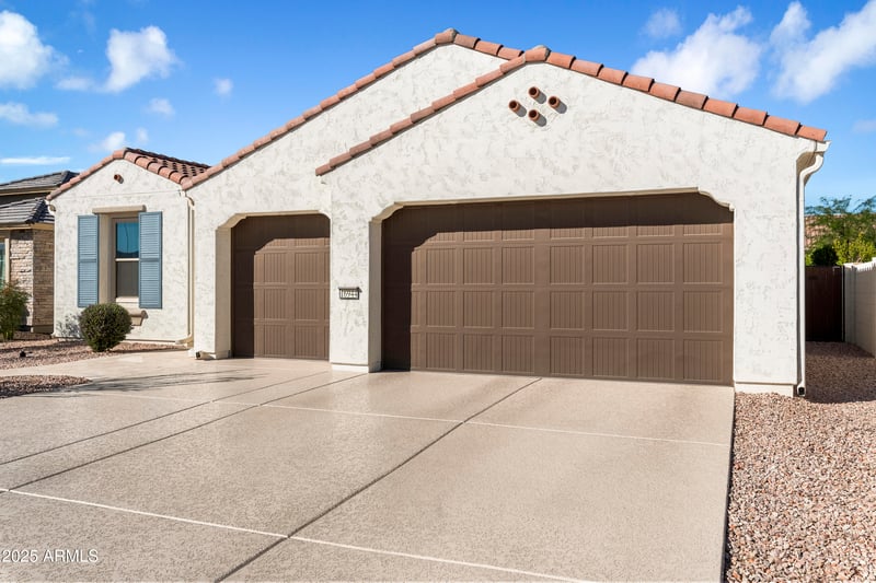 16944 Coronado Rd, Goodyear, AZ 85395