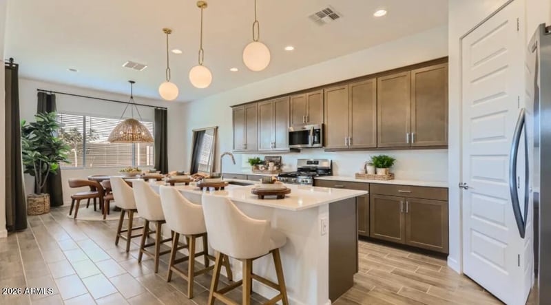 16944 Smoketree Dr, Surprise, AZ 85387