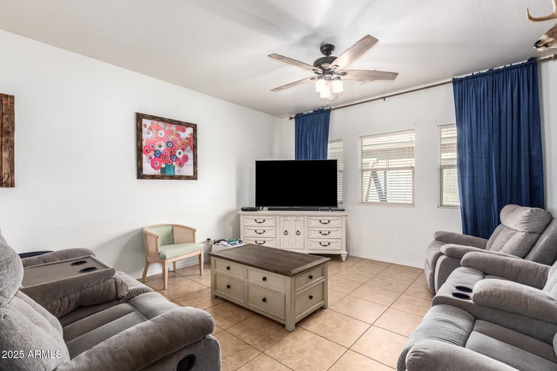 16947 Cocopah St, Goodyear, AZ 85338