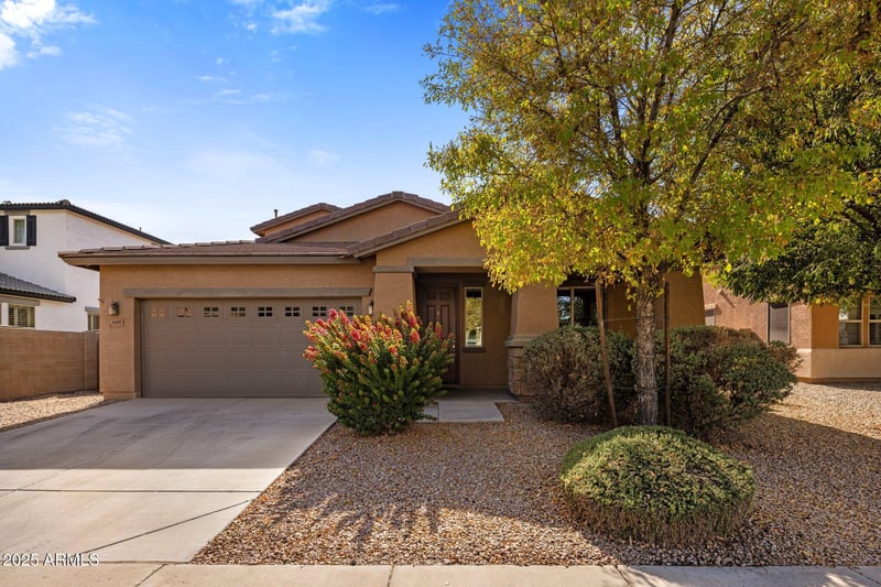 1695 Mia Ln, Gilbert, AZ 85298