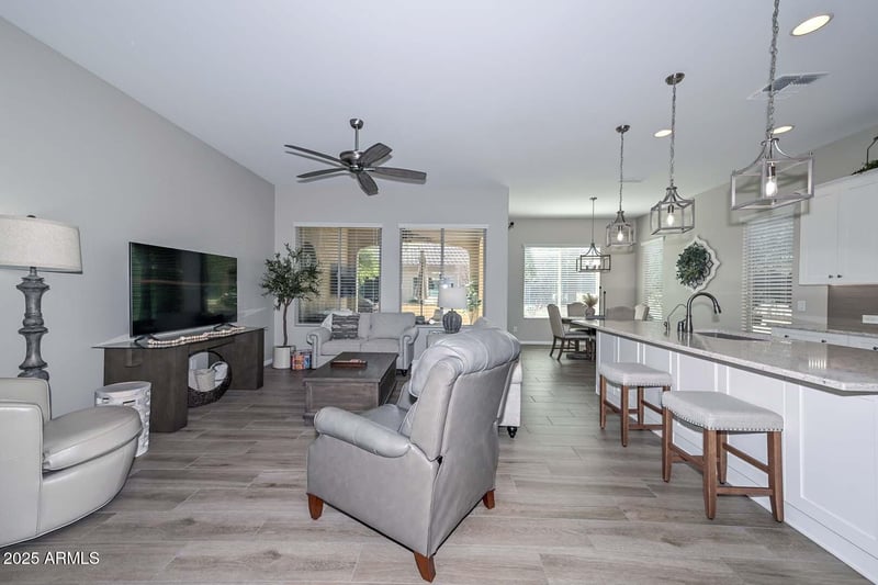 16953 Alvarado Dr, Goodyear, AZ 85395