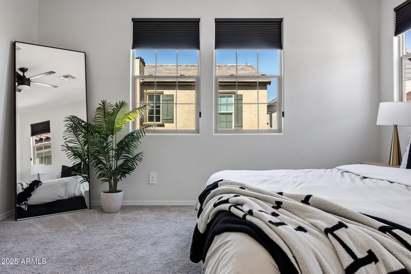 1696 Hampton Ln, Gilbert, AZ 85295