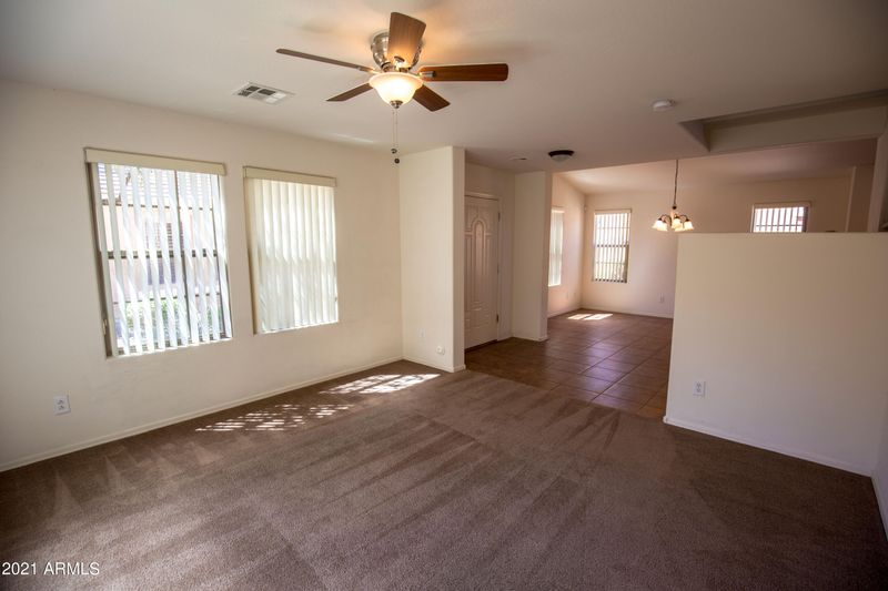 1696 S Martingale Rd, Gilbert, AZ 85295