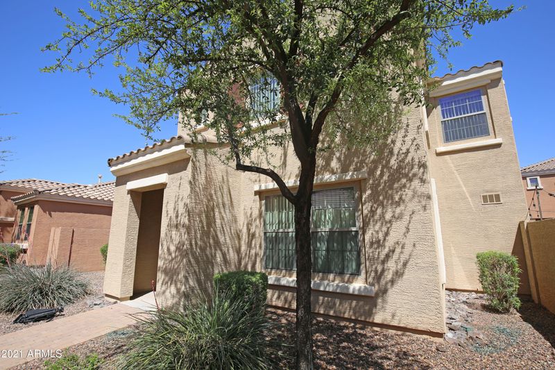 1696 S Martingale Rd, Gilbert, AZ 85295