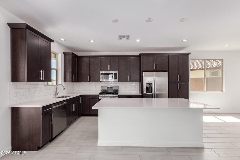 16962 Winston Dr, Goodyear, AZ 85338