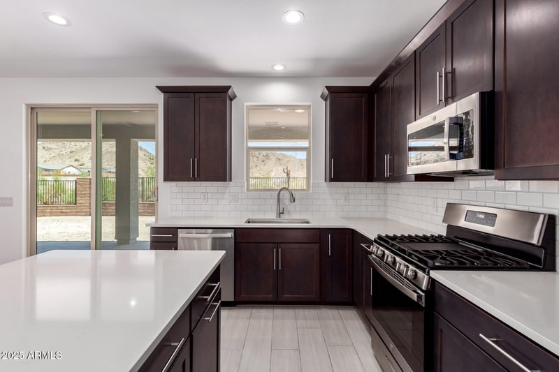 16962 Winston Dr, Goodyear, AZ 85338