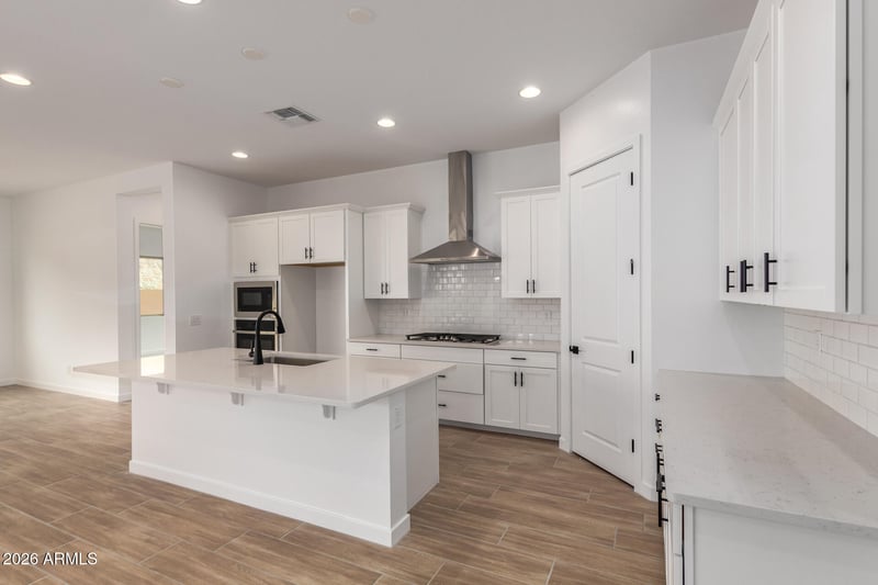 16964 Desert Ln, Goodyear, AZ 85338