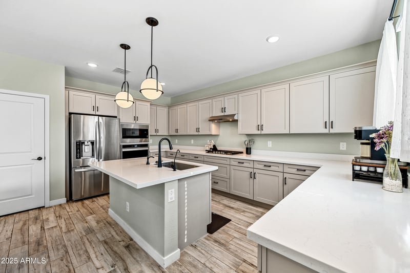 16977 Red Bird Rd, Surprise, AZ 85387