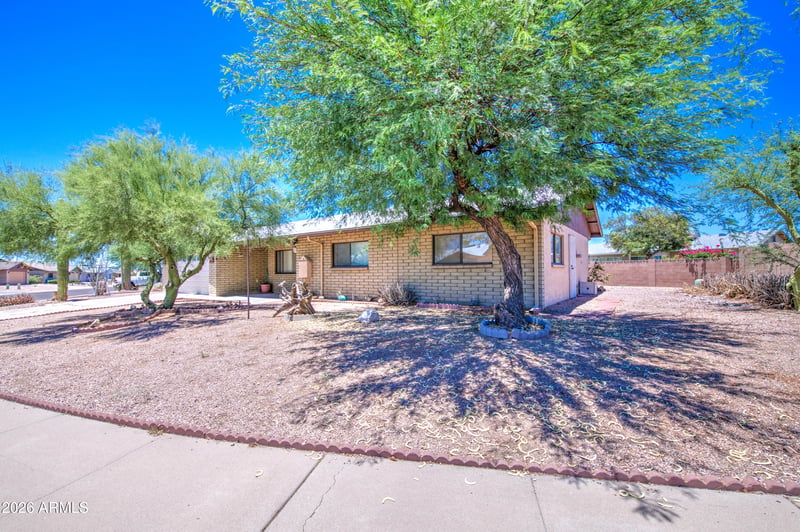 1698 15th Ln, Apache Junction, AZ 85120