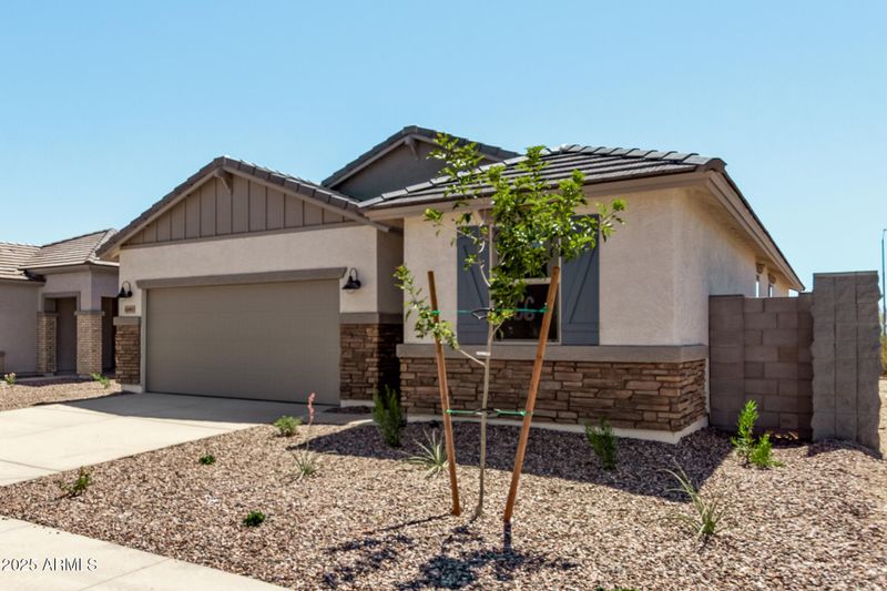 16985 W Spur Dr, Surprise, AZ 85387