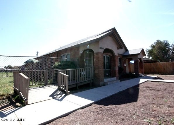 1699 E Amelia Ave, Phoenix, AZ 85016