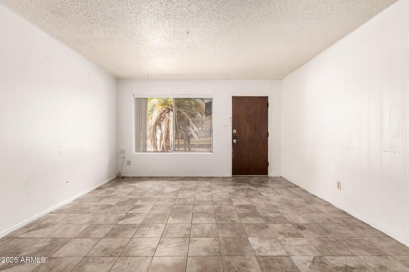 17 Cairo Dr, Tempe, AZ 85282