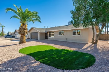 17 Cairo Dr, Tempe, AZ 85282