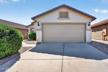 17 E Mayfield Dr, San Tan Valley, AZ 85143