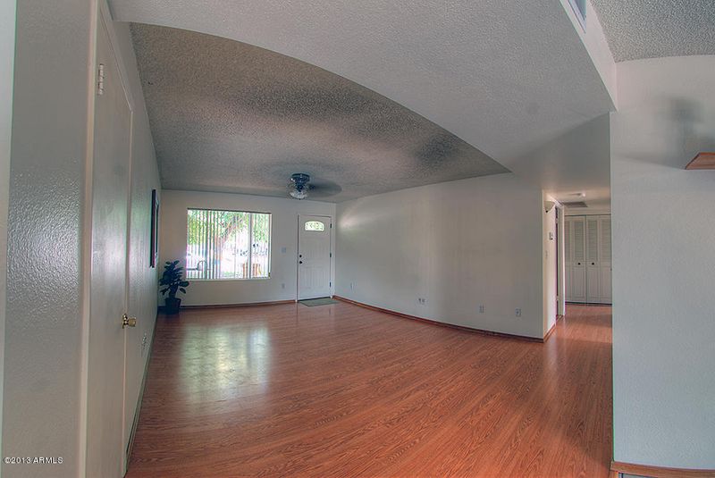 17 E Rice Dr, Tempe, AZ 85283