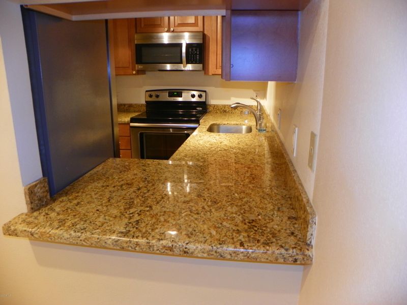 17 E Ruth Ave #105, Phoenix, AZ 85020