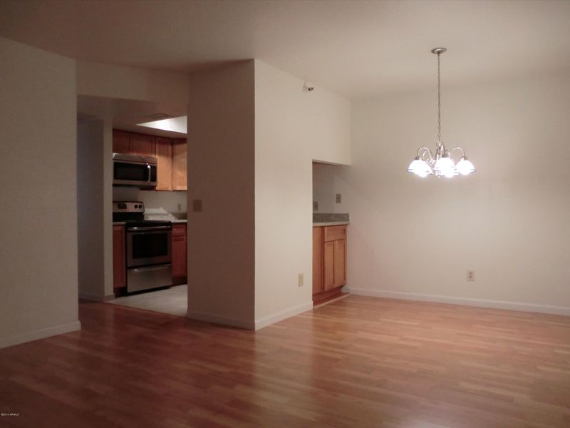 17 E Ruth Ave #205, Phoenix, AZ 85020