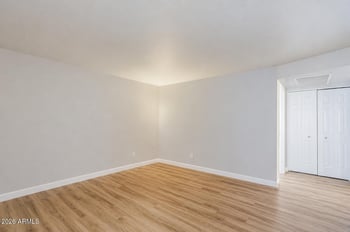 17 Ruth Ave #303, Phoenix, AZ 85020