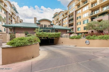 17 Vernon Ave #121, Phoenix, AZ 85003