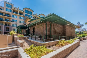 17 Vernon Ave #412, Phoenix, AZ 85003