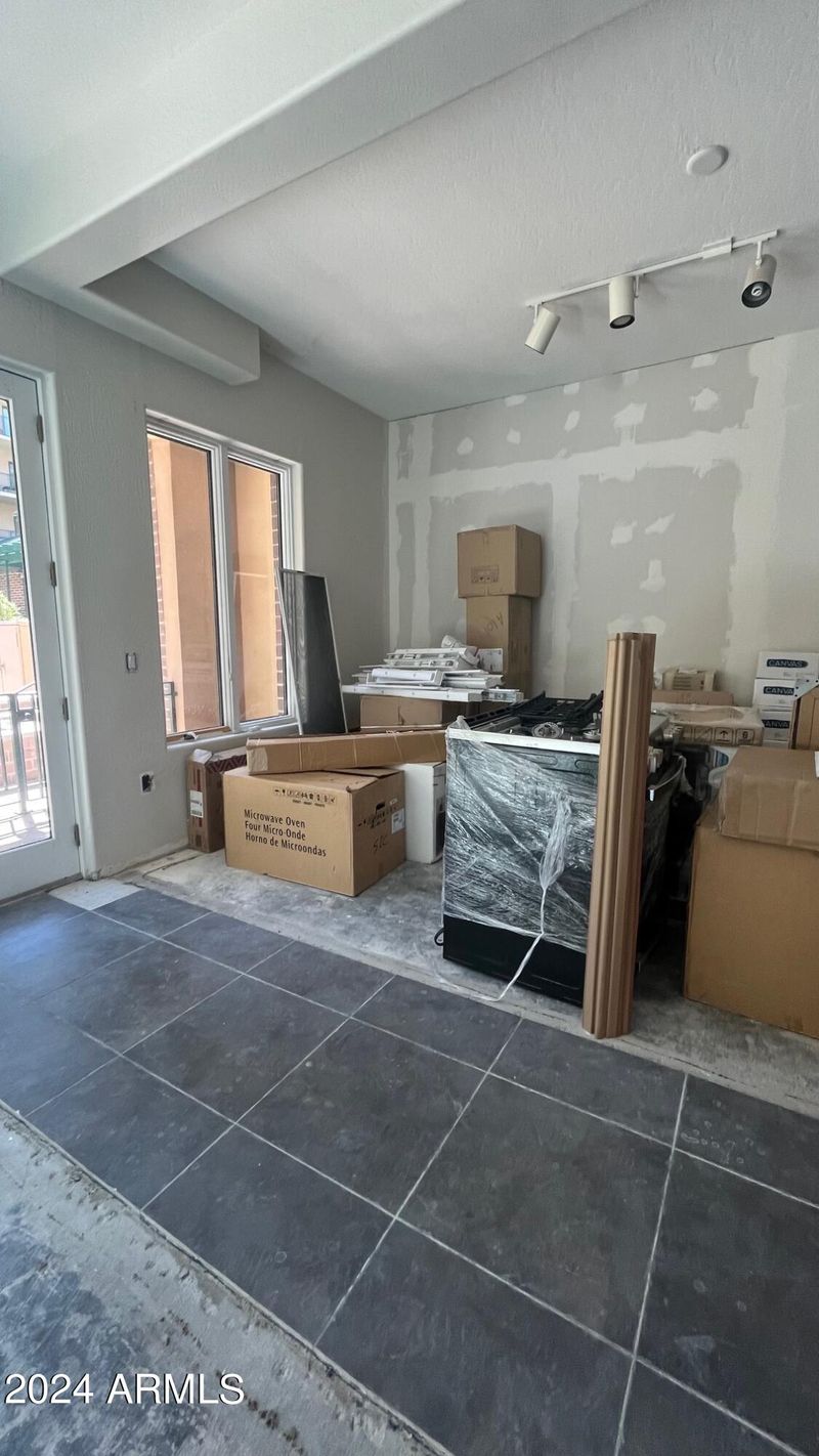 17 W Vernon Ave #101, Phoenix, AZ 85003
