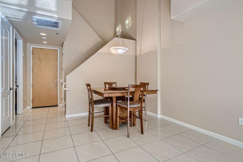 17 W Vernon Ave #105, Phoenix, AZ 85003