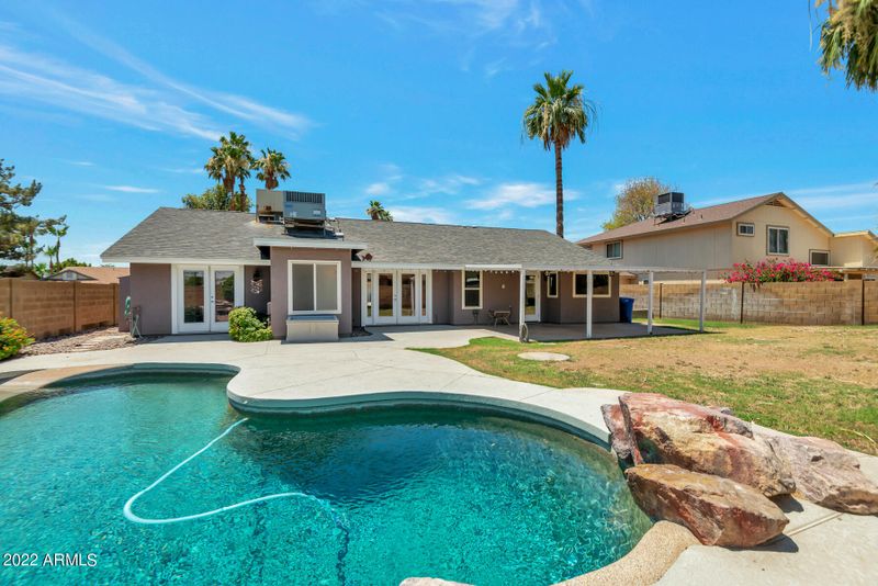 1700 W Gila Ln, Chandler, AZ 85224
