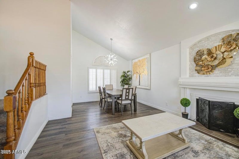 17009 30th Way, Phoenix, AZ 85048